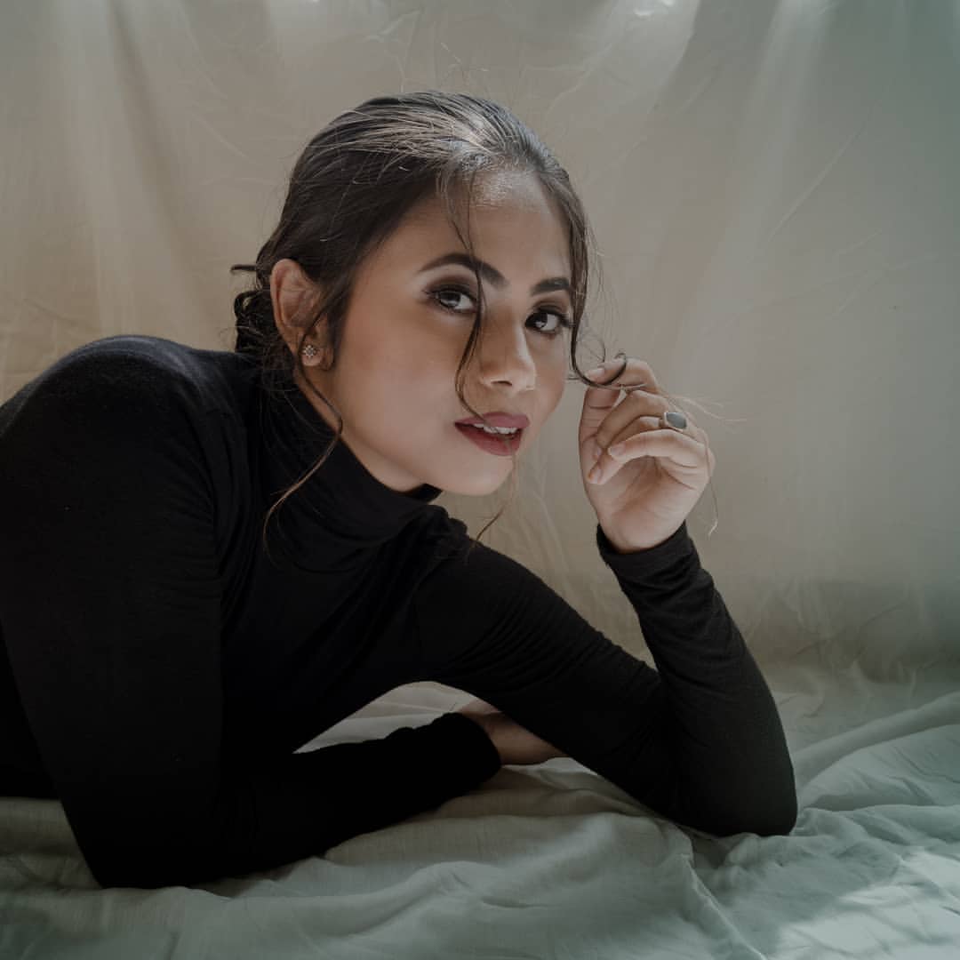 NANDINI HANDIQUE